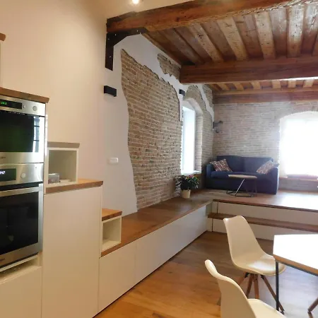 Boutique Krizanke * Ljubljana